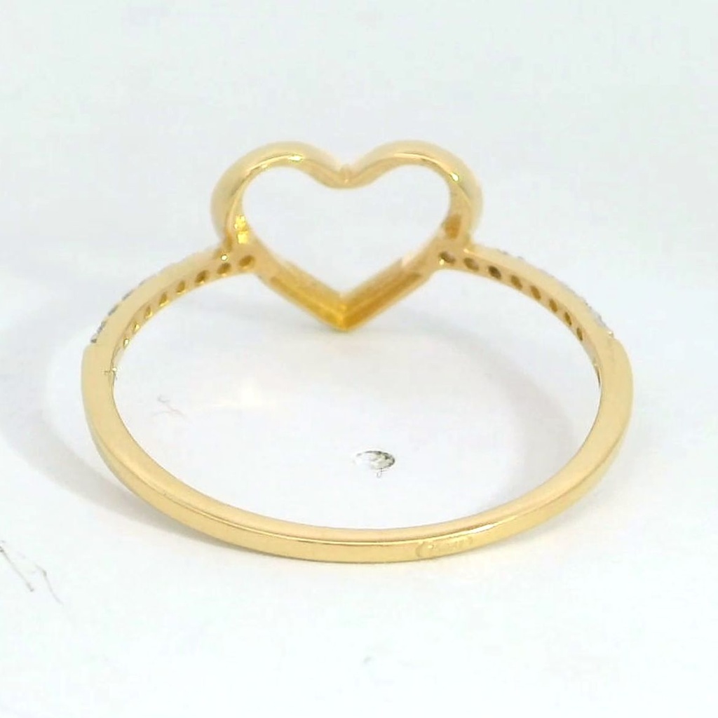 SORTIJA CORAZÓN CALADO Y CIRCONITAS.