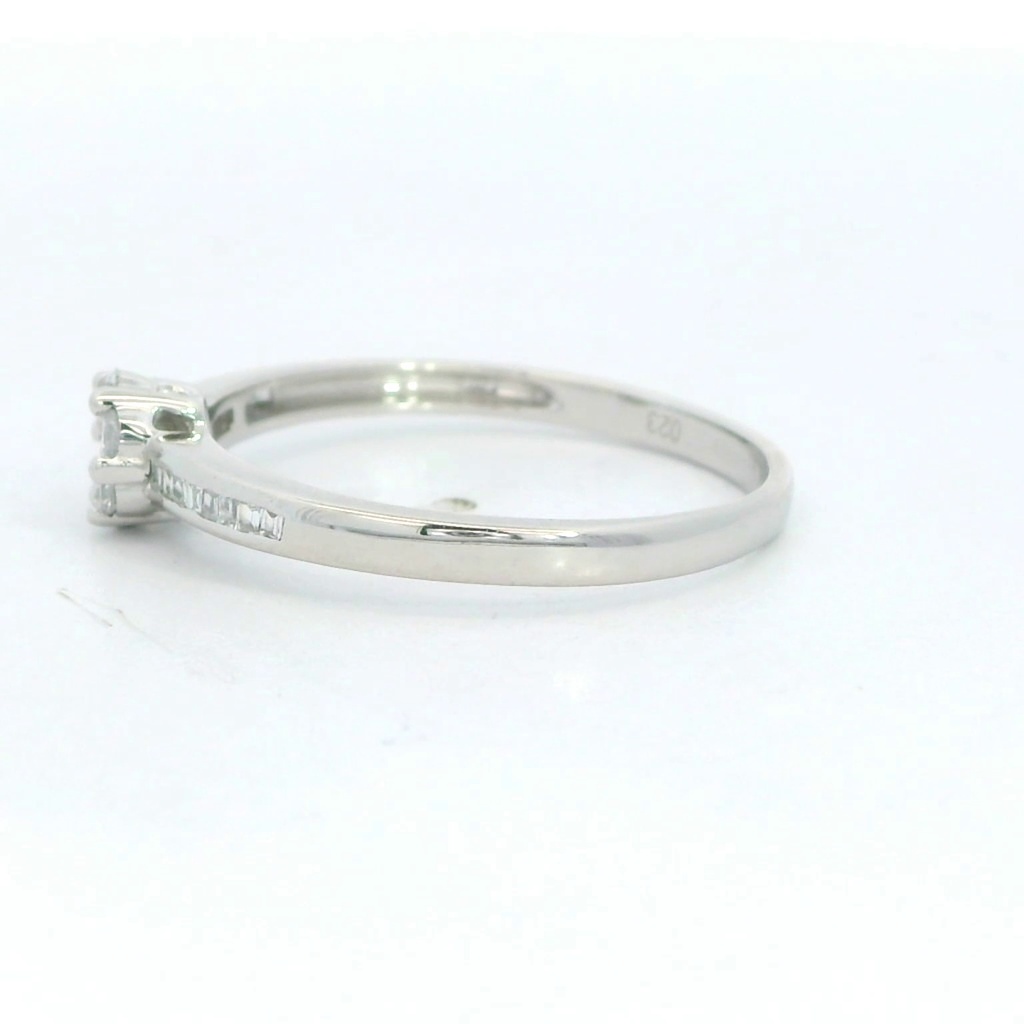 SORTIJA CUAJO BRILLANTES SI1-H .0.26 CT TW.