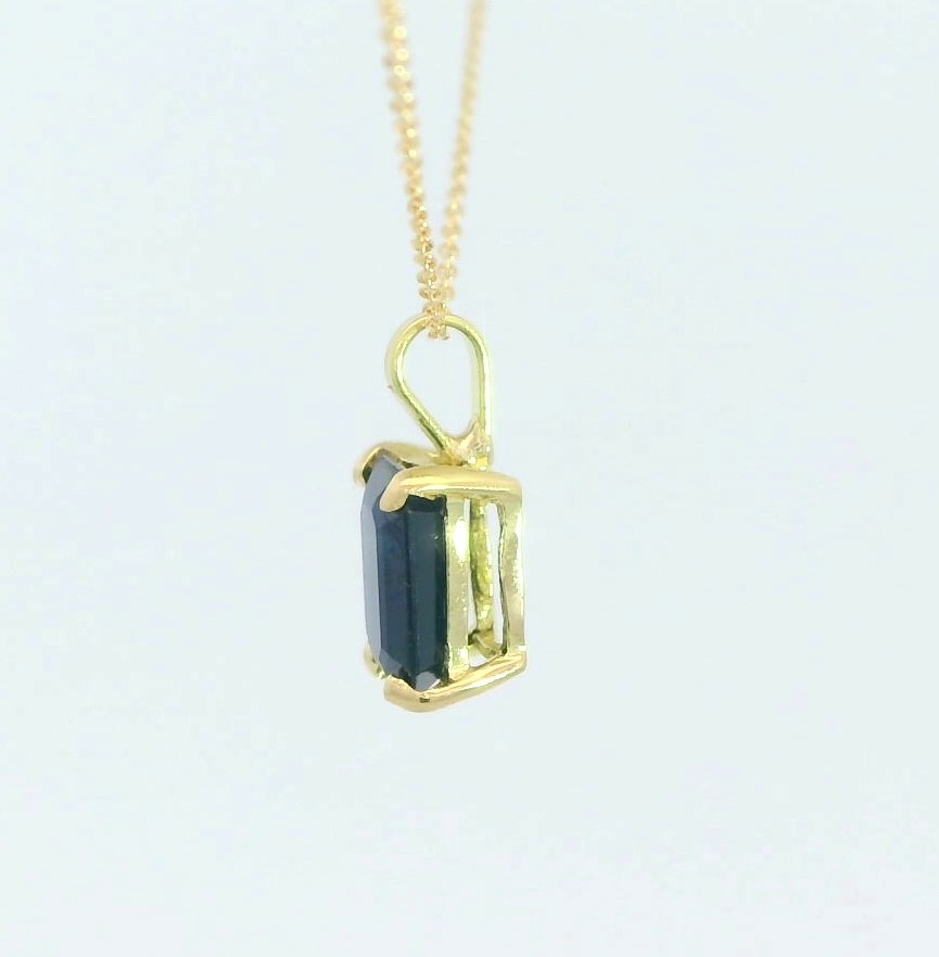 COLGANTE ZAFIRO 7x5MM.