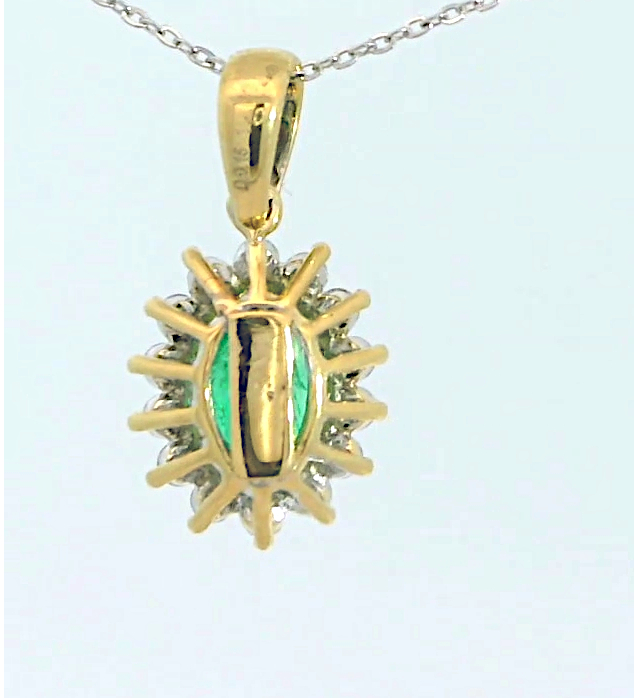 COLGANTE  ESMERALDA OVAL DE 0.64 CT Y BRILLANTES DI 14 RD SI H 0.15 CT TW