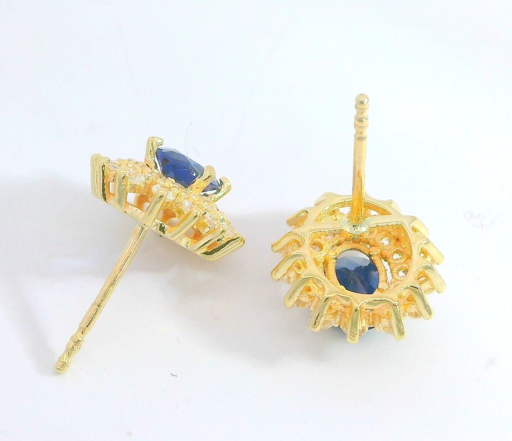 PENDIENTES  CUAJO CIRCONITAS Y NANO ZAFIRO DE 5x4MM.9 KILATES