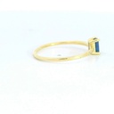 SORTIJA NANO ZAFIRO RECTANGULAR DE 5x3MM Y CIRCONITAS.9 KILATES