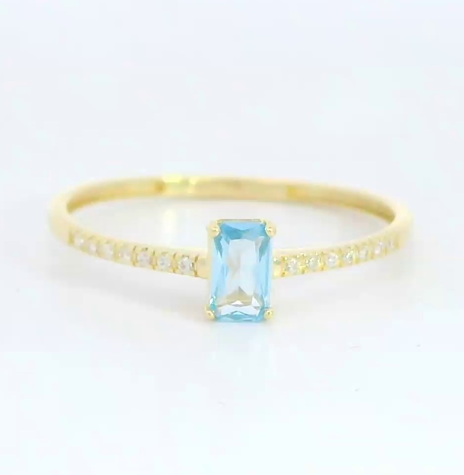 SORTIJA CIRCONITA RECTANGULAR DE 5x3MM.9 KILATES