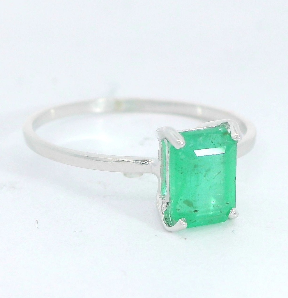 SORTIJA ESMERALDA NATURAL  7x5MM.ORO BLANCO