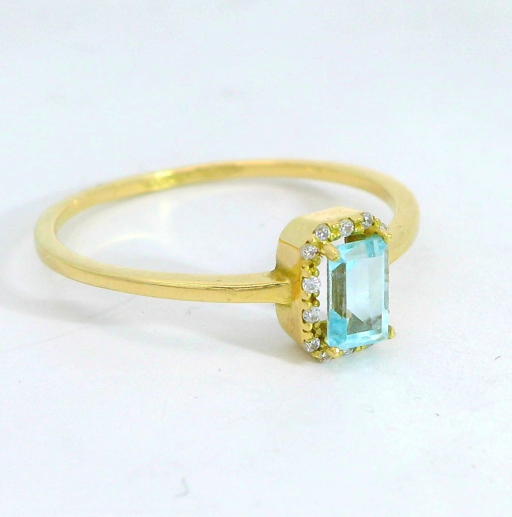 SORTIJA CIRCONITAS Y AGUAMARINA OVAL 5x3 MM.