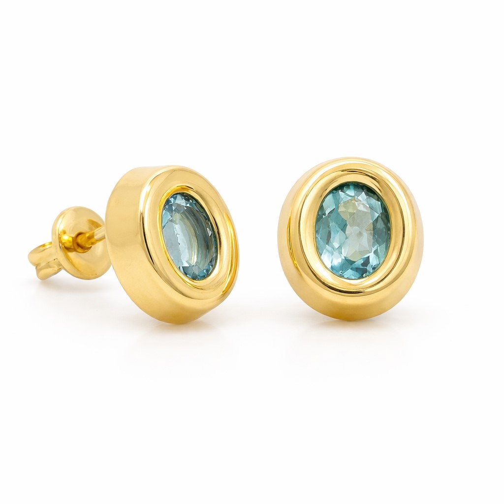 7x6MM OVAL STUD EARRINGS WITH SEMI-PRECIOUS BLUE STONE.