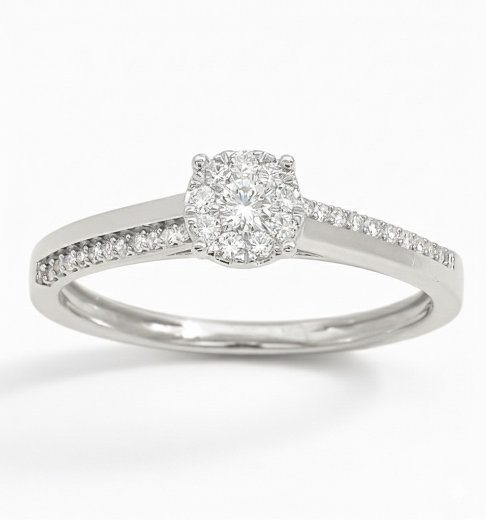 WHITE GOLD PRINCESS DIAMOND RING.QUALITY SI.COLOR H.0.25 CT TW