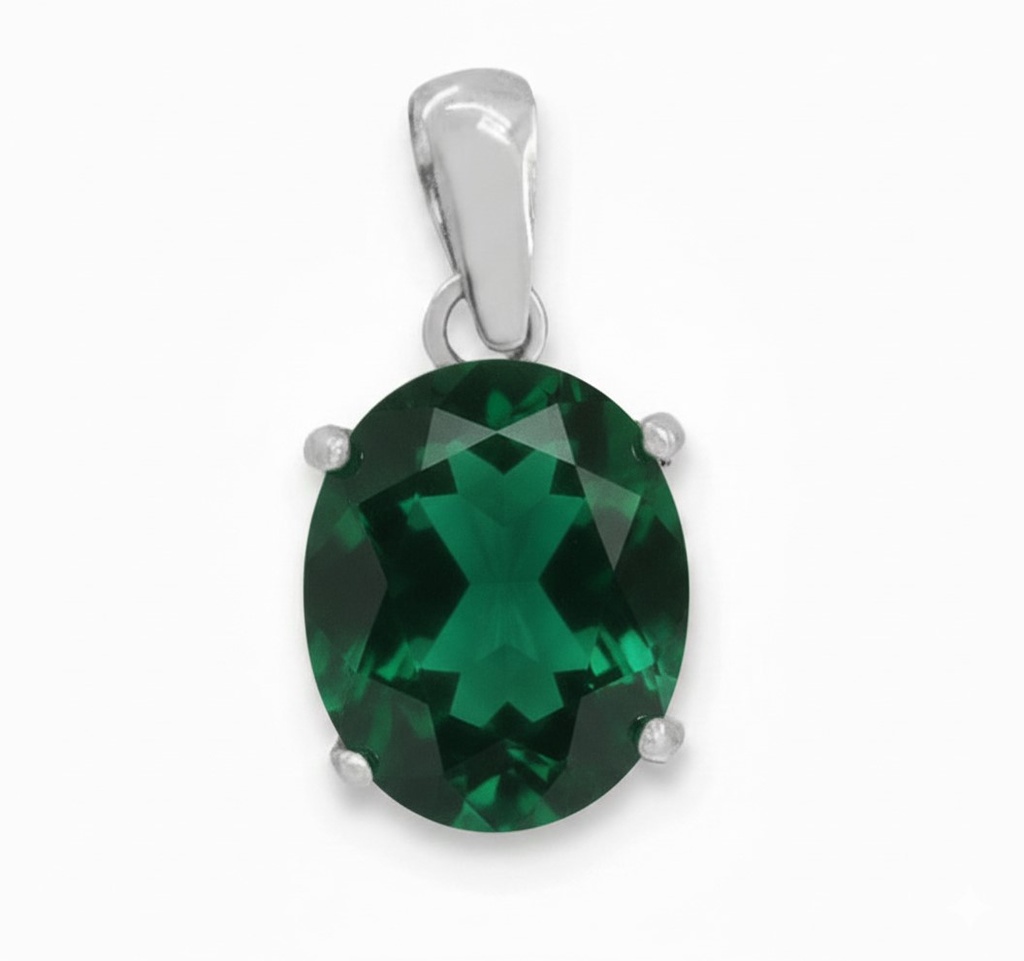 10x8MM OVAL QUARTZ PENDANT.EMERALD COLOR.WHITE GOLD
