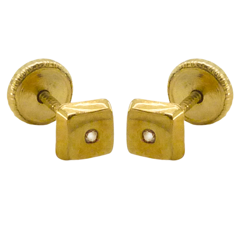 SQUARE STUD EARRINGS.1.10 DIAMONDS.SCREW BACK.
