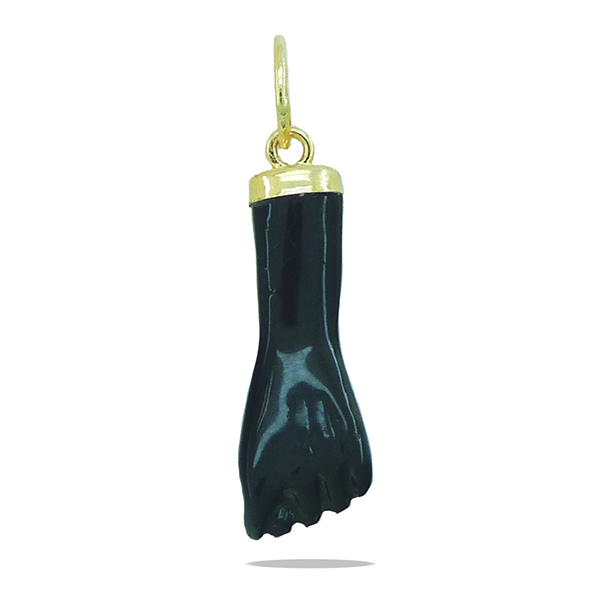 18MM BLACK  COLOR AMULET FIST PENDANT.